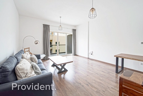 Apartment - Provident Estate