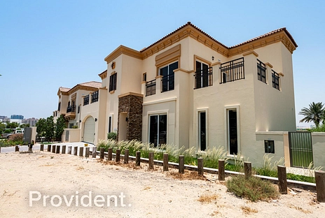 Villa - Provident Estate
