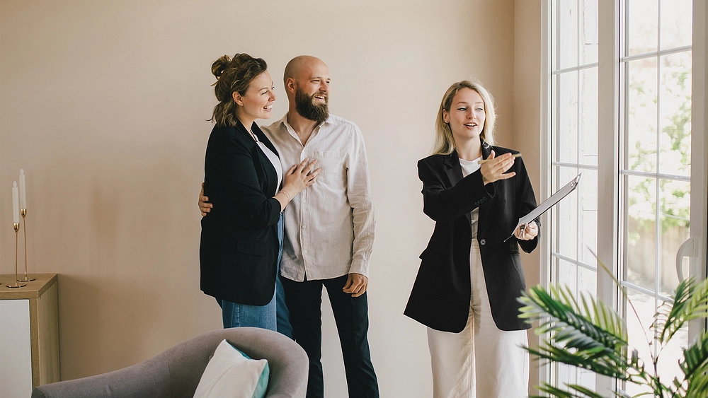 Success Stories: How Women Are Transforming Dubai’s Real Estate - Provident Estate