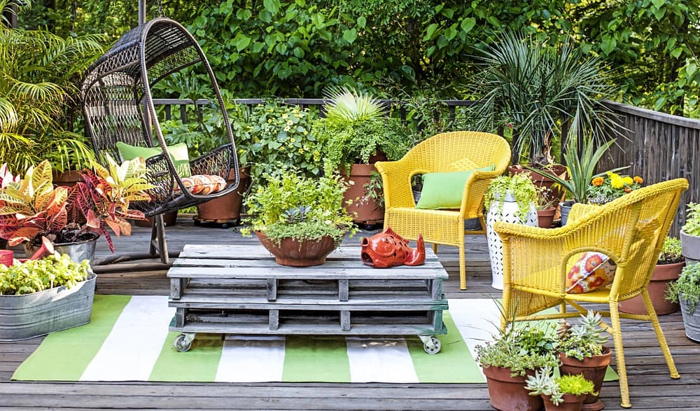 5 Different Ways for Decorating Your Garden - Provident Estate