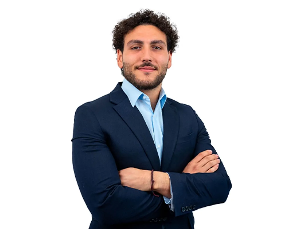 Adolfo Naim - Provident Estate