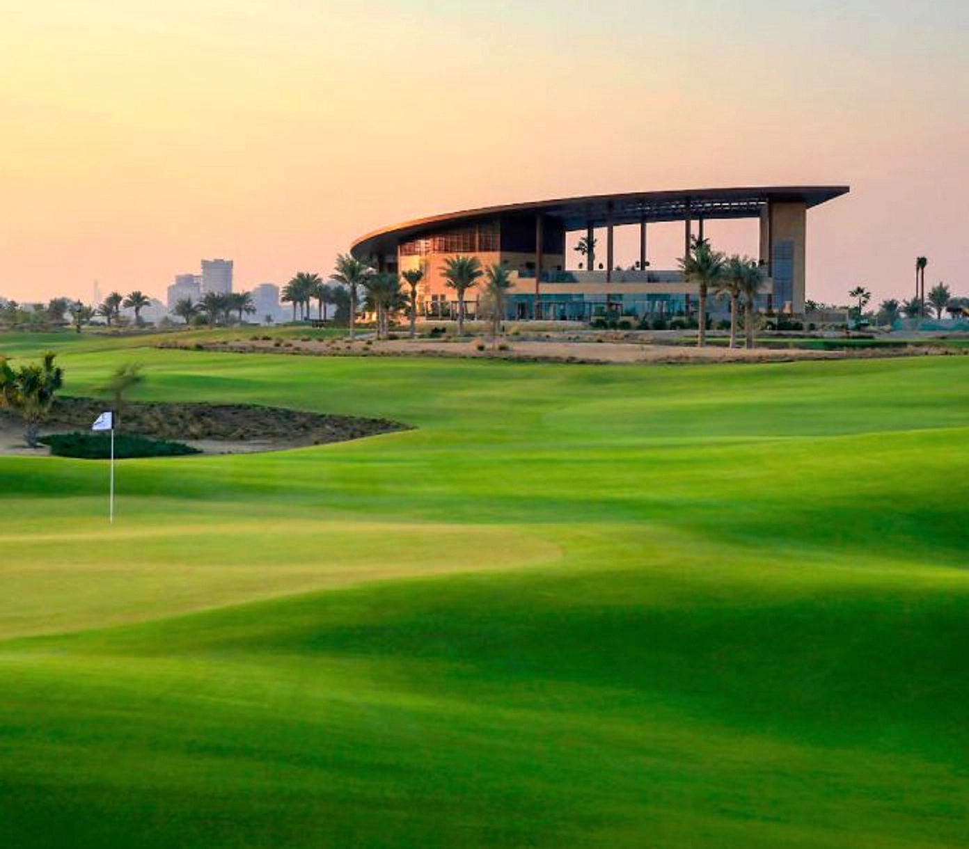 Experience a collection of luxurious villas - Provident Estate