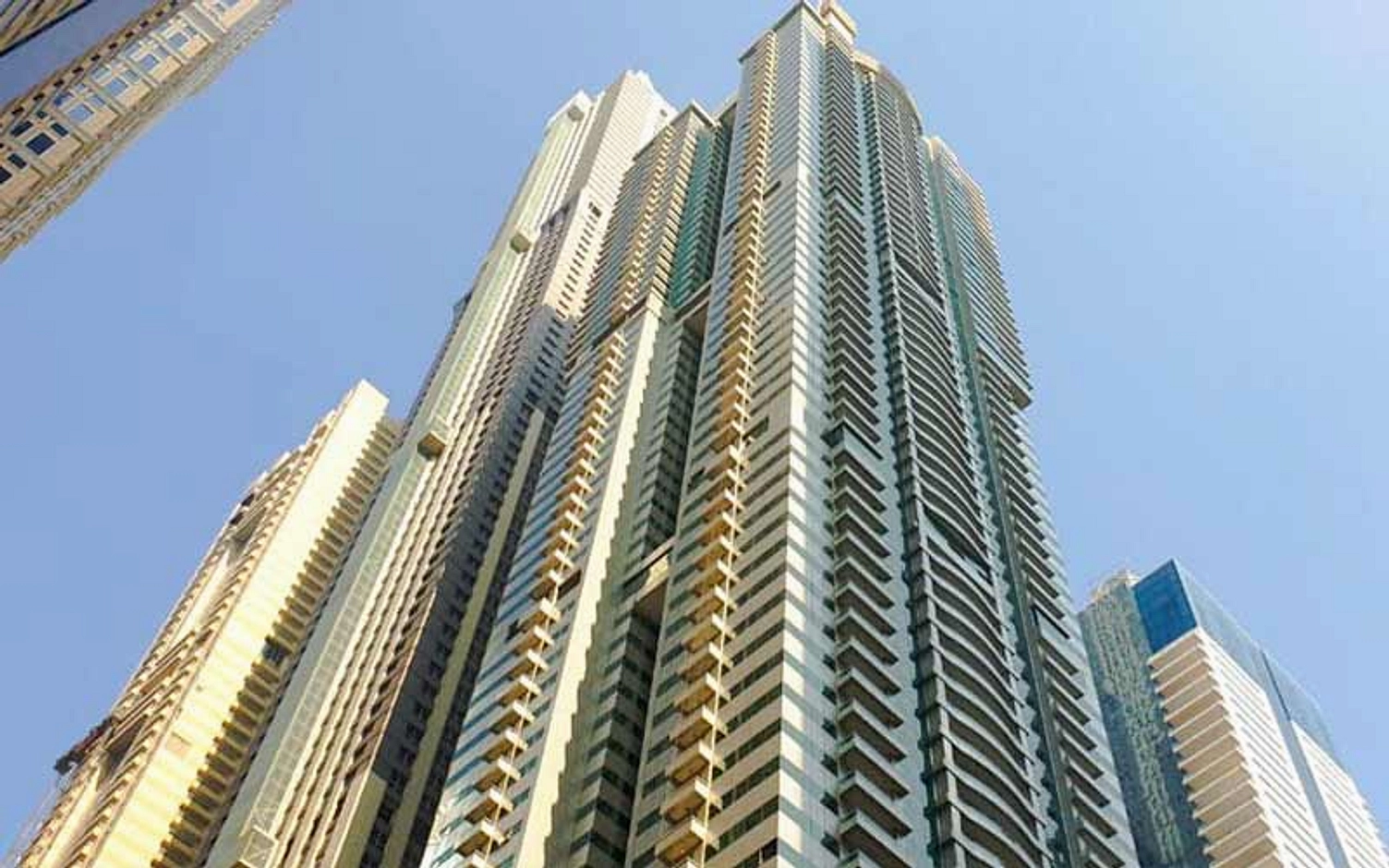 Marina Pinnacle image 4 - Provident Estate