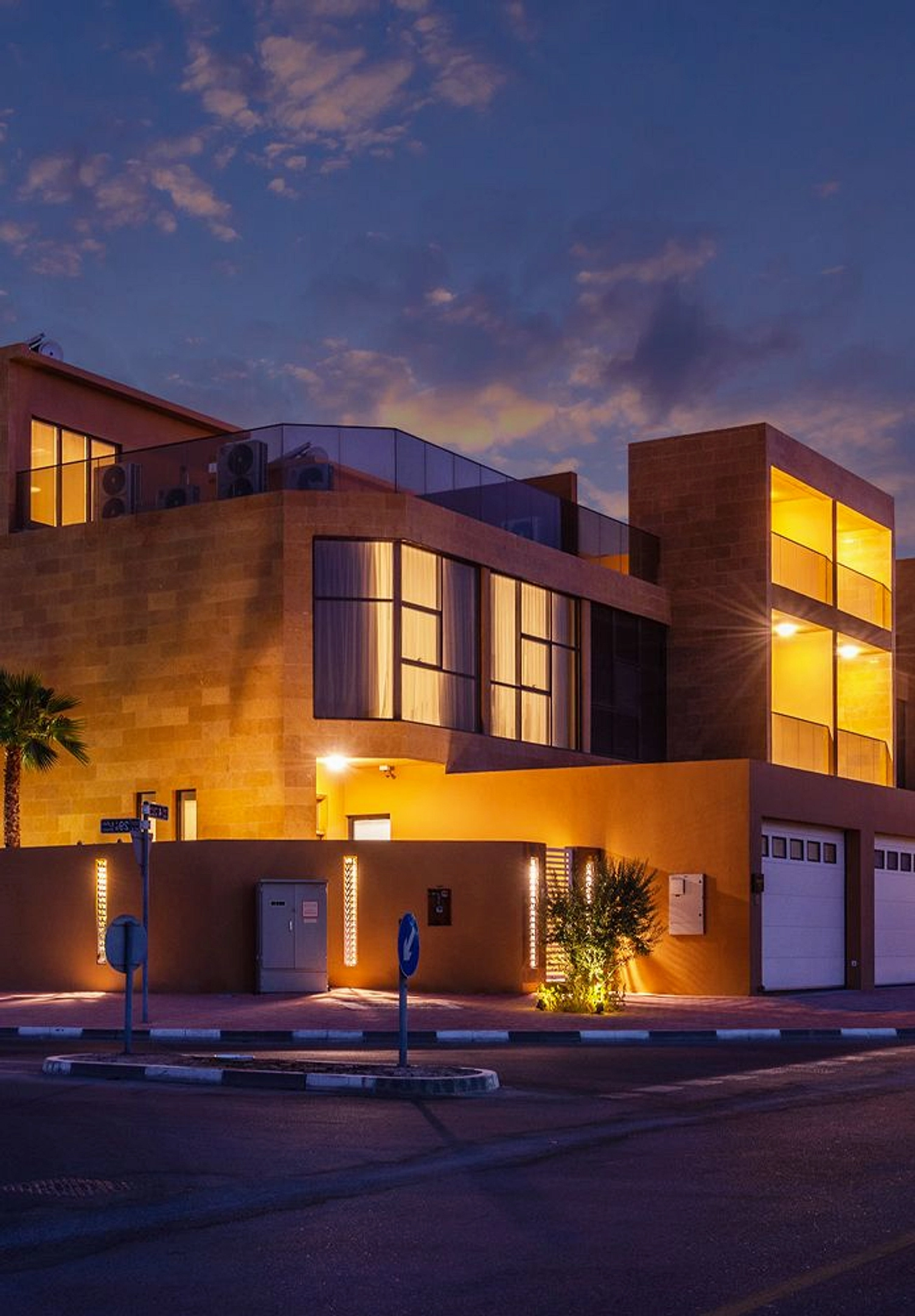 Emaar by MV image 0 - Provident Estate