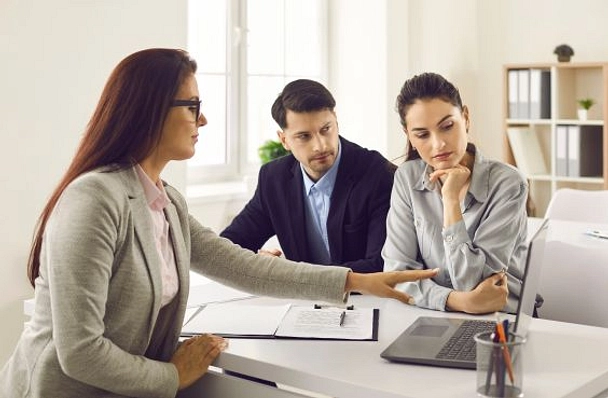 Investors may capitalise on high-demand locations and property types by analysing market trends and selecting the correct off-plan developments.
 - Provident Estate