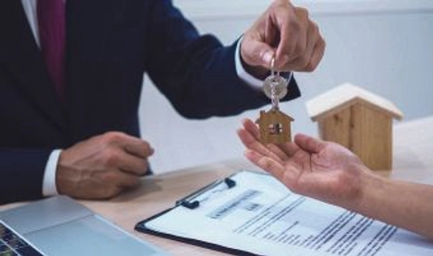 Expert guidance on family property transfers. We manage documentation, ensure compliance, and tackle any challenges for a smooth and efficient process. - Provident Estate