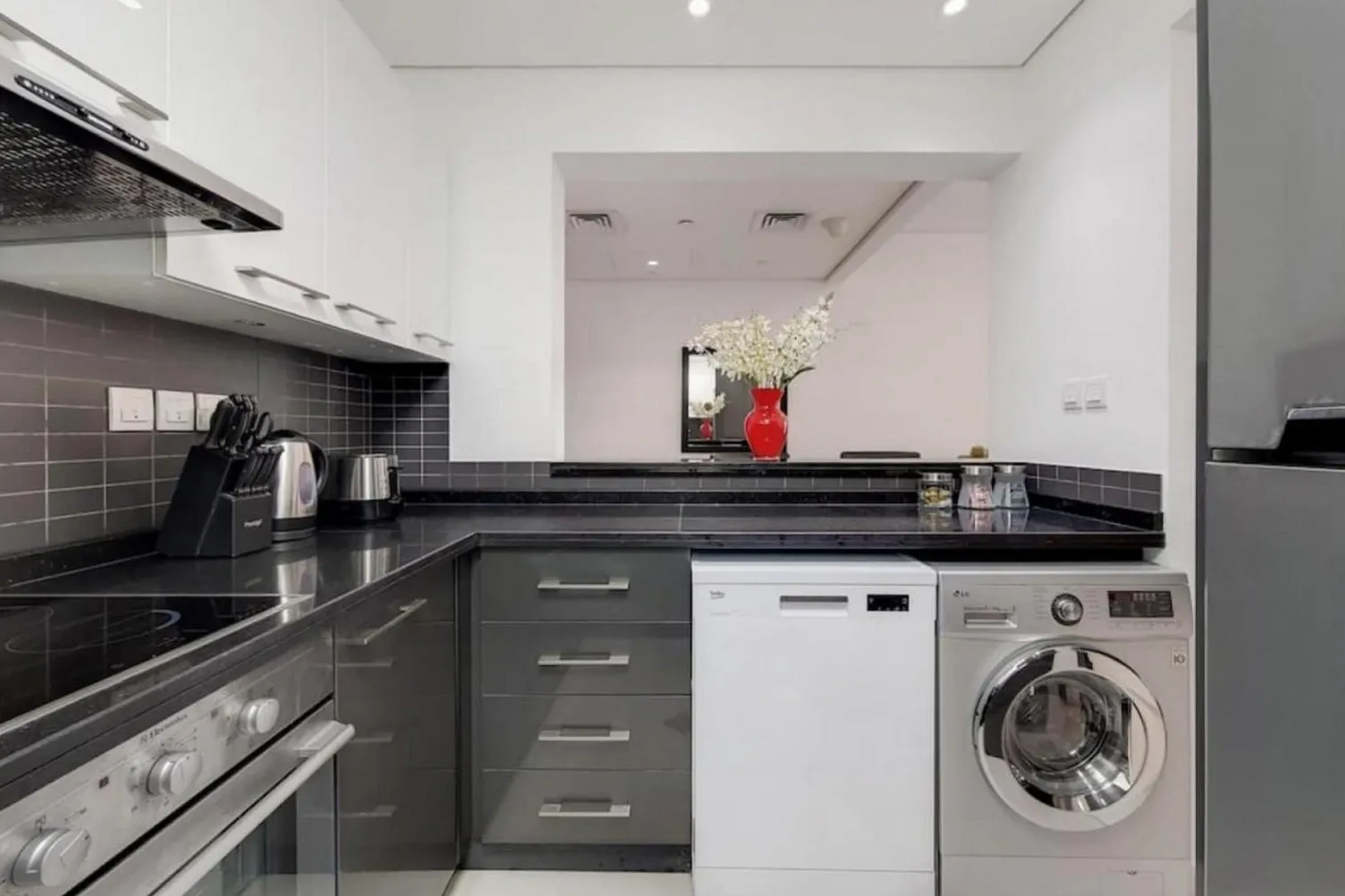 Silverene Towers image 3 - Provident Estate