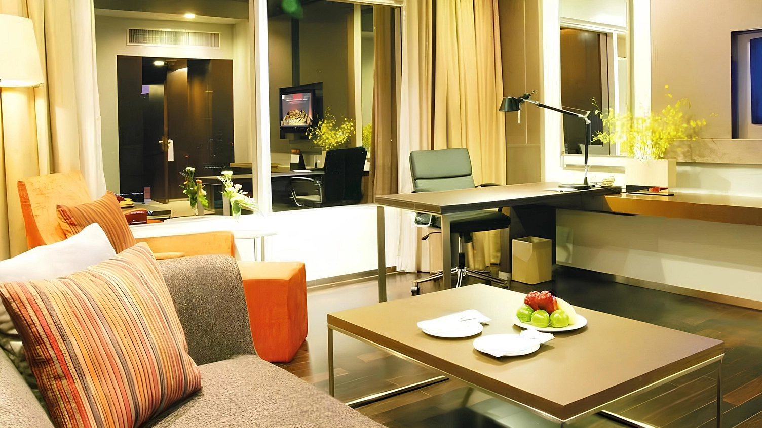 Dusit Princess image 2 - Provident Estate