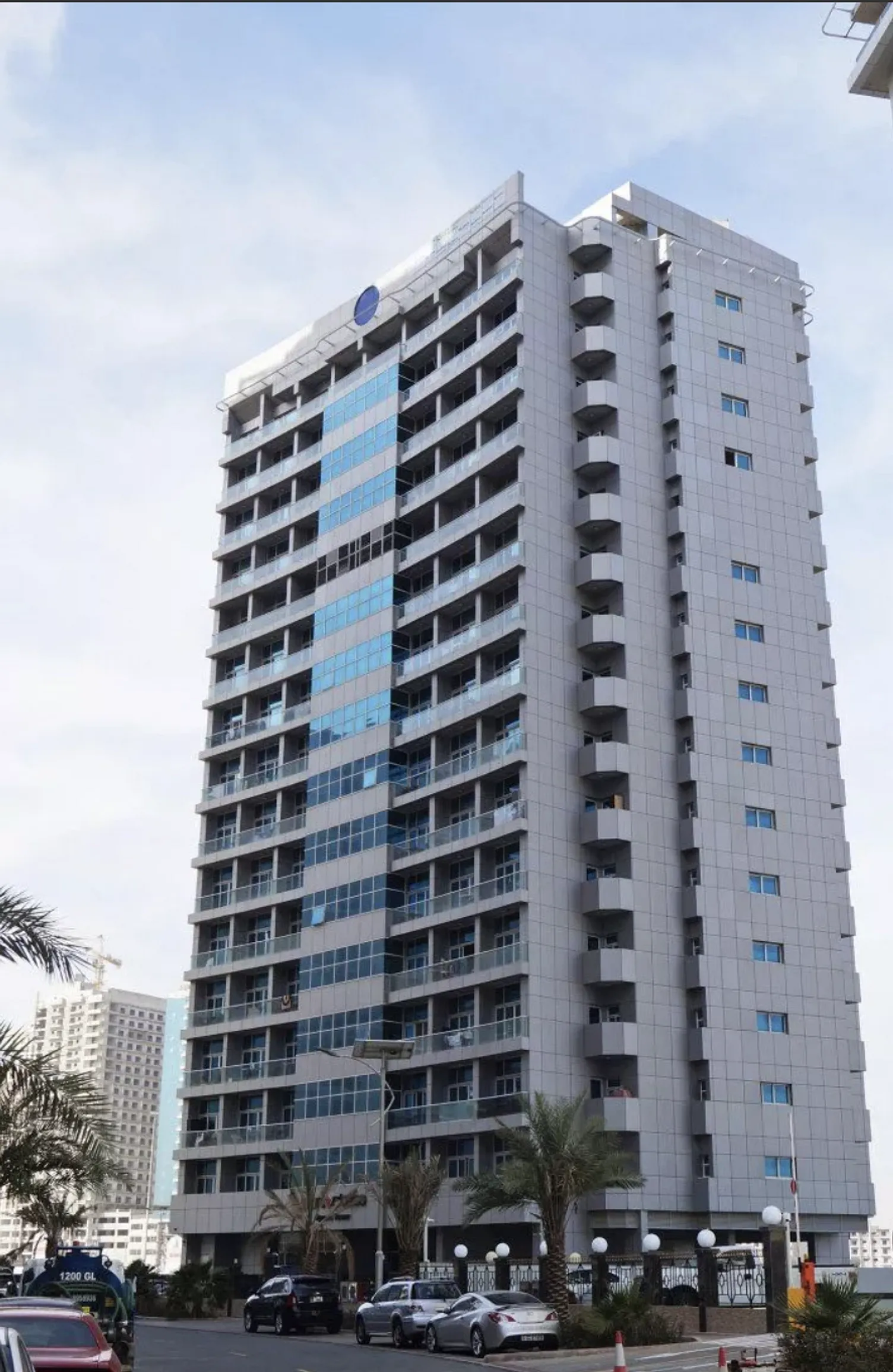 UniEstate Sports Tower image 0 - Provident Estate