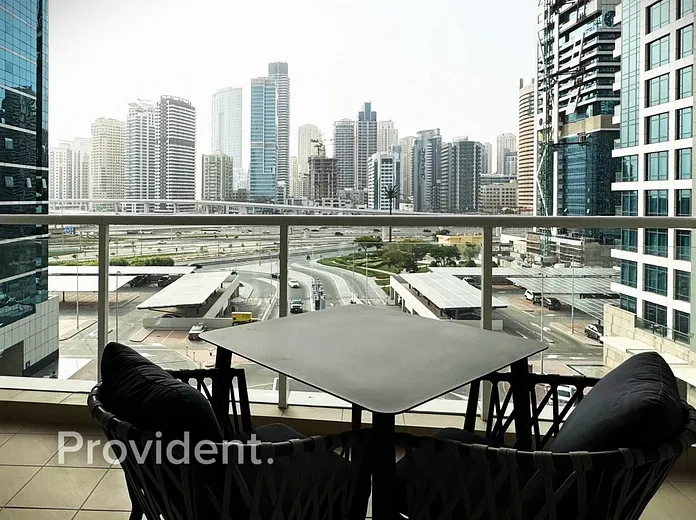 Apartment - Provident Estate