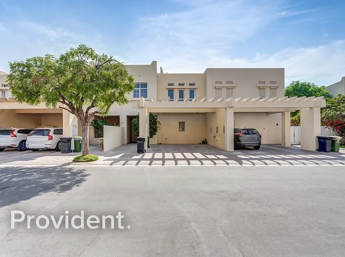 Villa - Provident Estate