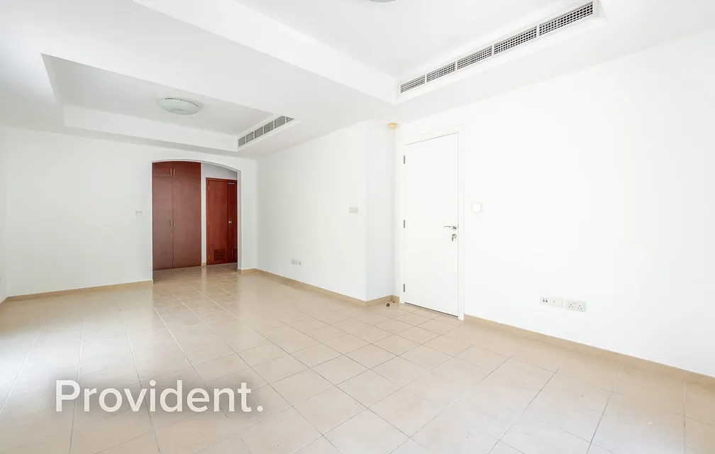 Villa - Provident Estate