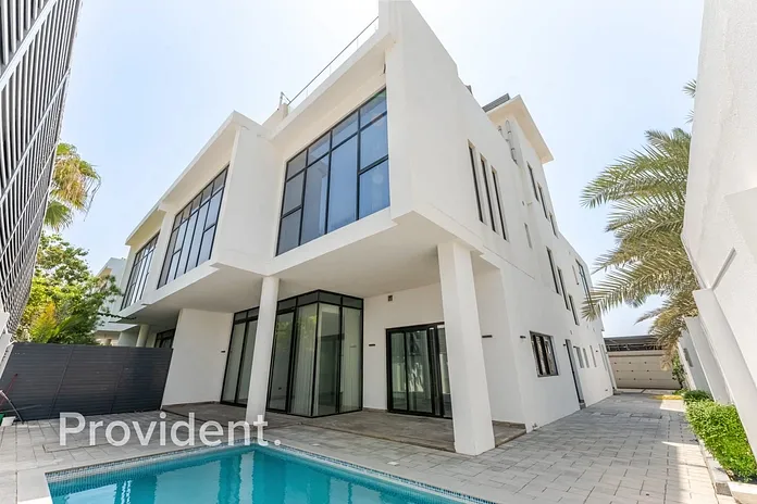 Villa - Provident Estate