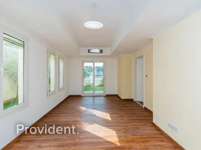 Villa - Provident Estate