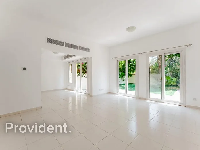 Villa - Provident Estate