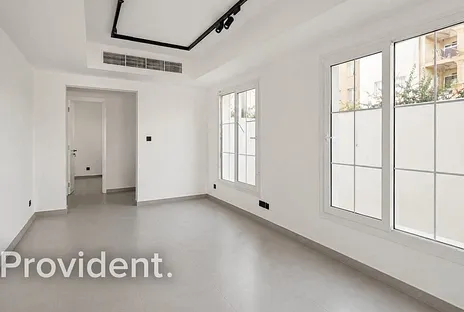 Villa - Provident Estate