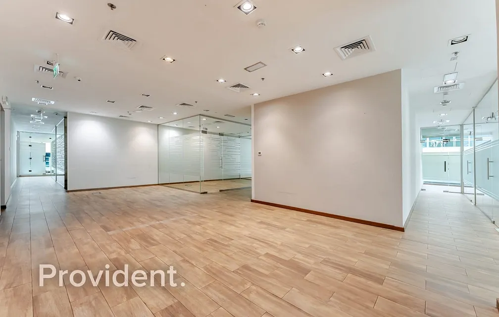 Full floor,Studio - Provident Estate