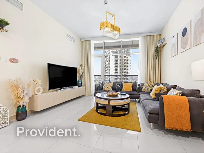 Apartment - Provident Estate