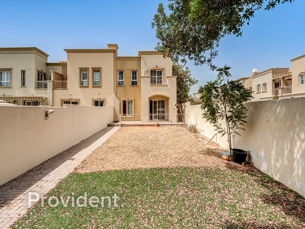 Villa - Provident Estate