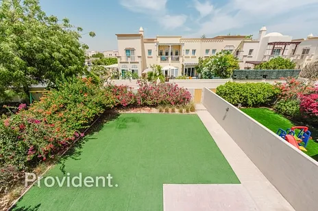 Villa - Provident Estate
