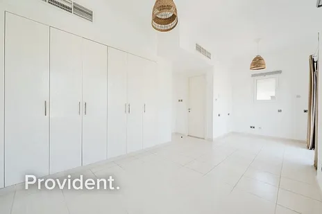 Villa - Provident Estate