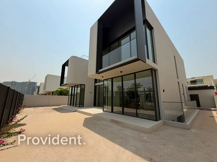 Villa - Provident Estate