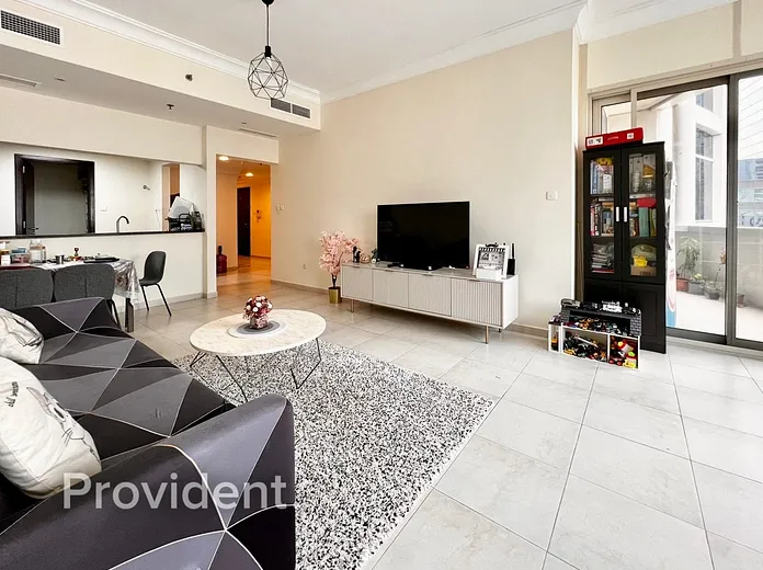 Apartment - Provident Estate