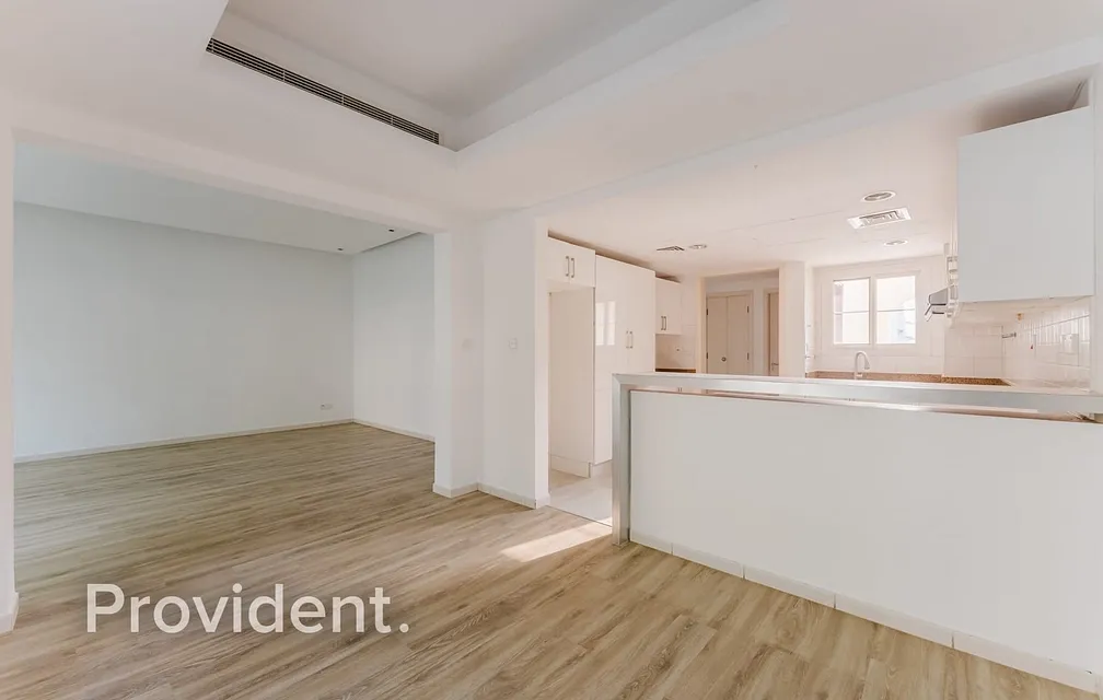 Villa - Provident Estate