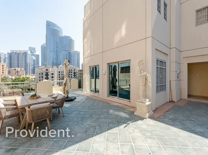 Apartment - Provident Estate