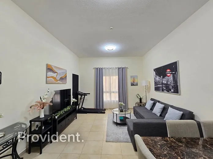 Apartment - Provident Estate