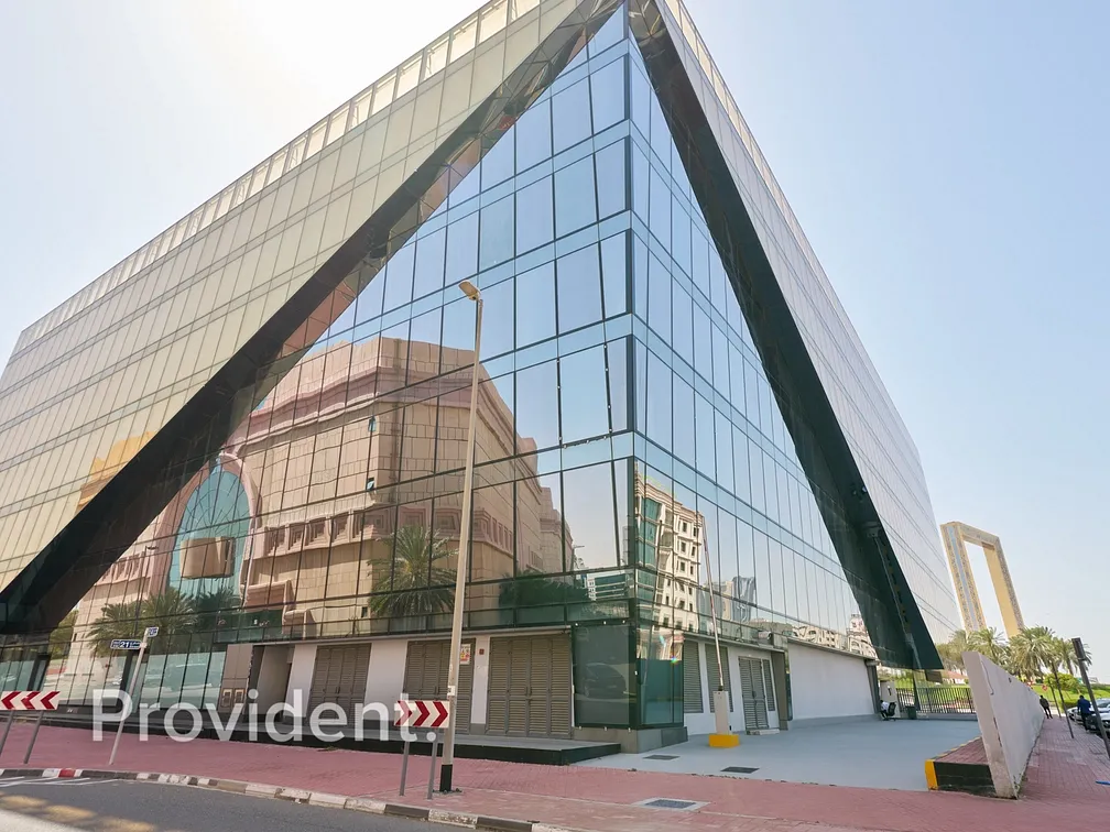 Retail,Studio - Provident Estate