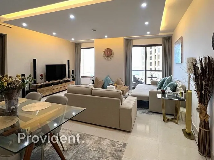 Apartment - Provident Estate