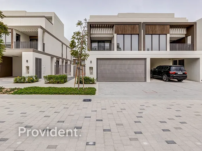 Villa - Provident Estate