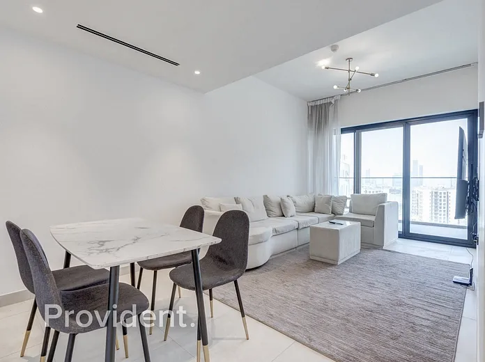 Apartment - Provident Estate