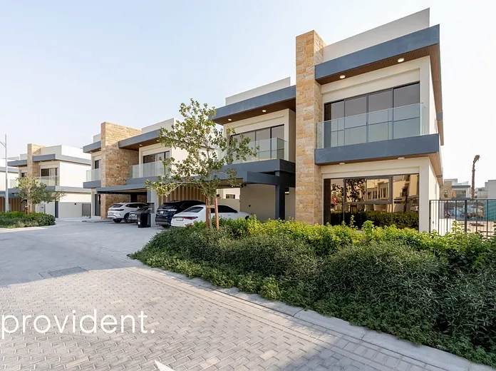 Villa - Provident Estate