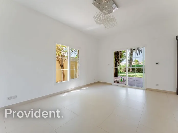 Villa - Provident Estate