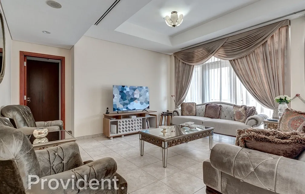 Apartment - Provident Estate