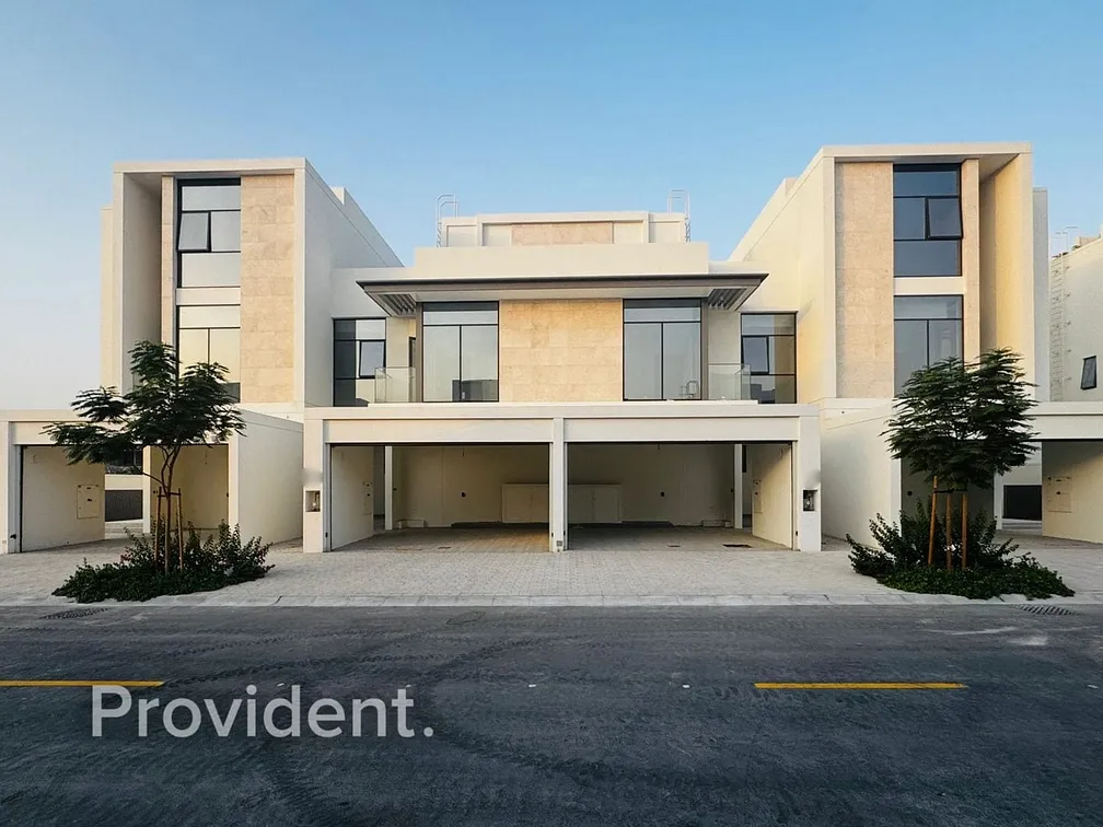 Villa - Provident Estate