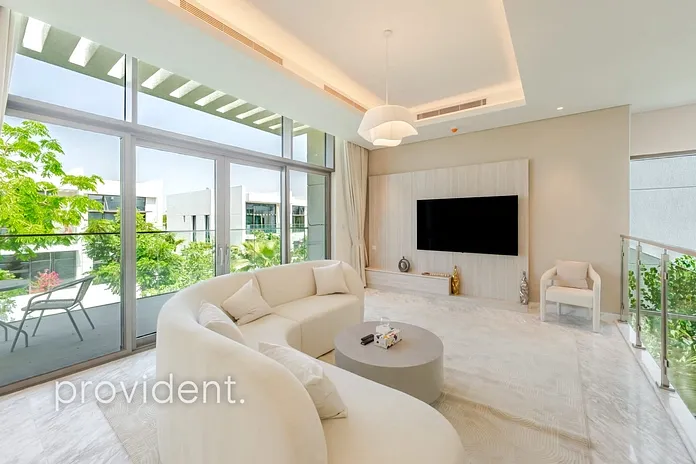 Villa - Provident Estate
