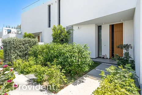 Villa - Provident Estate