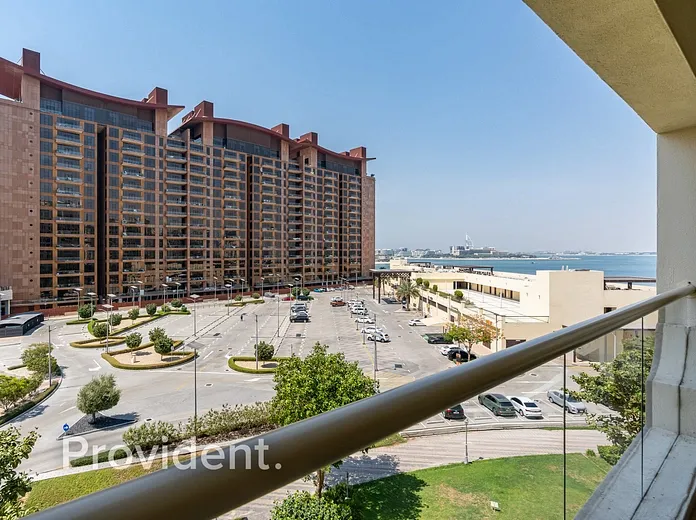 Apartment - Provident Estate