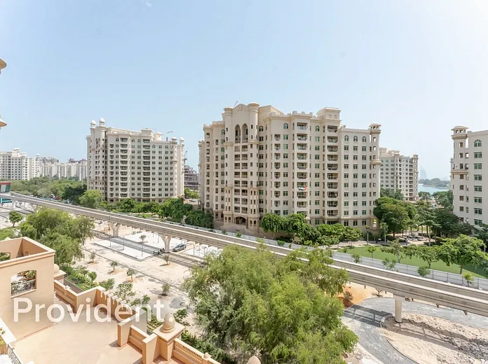 Apartment - Provident Estate