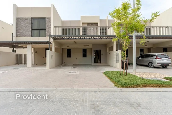 Villa - Provident Estate