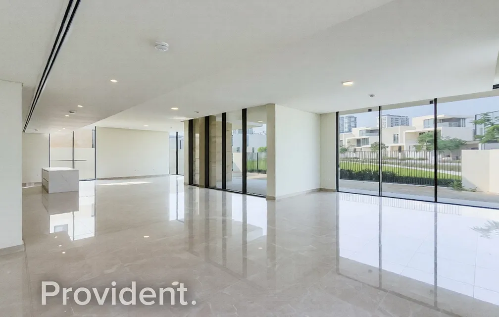 Villa - Provident Estate
