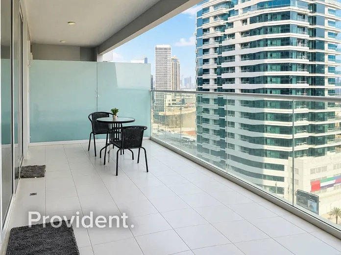 Apartment - Provident Estate