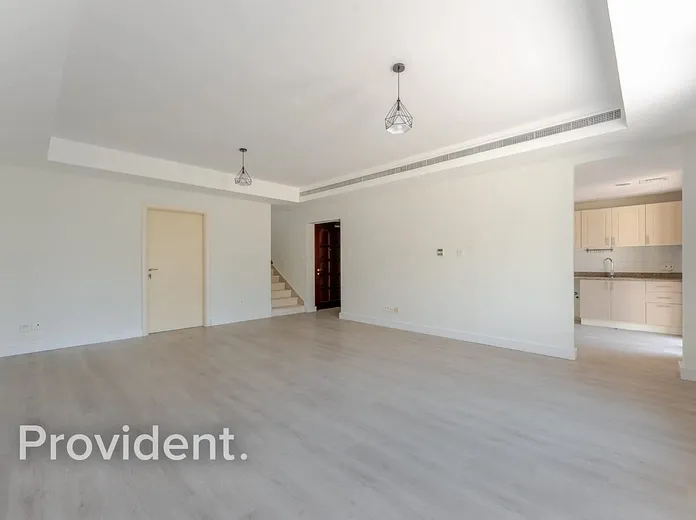 Villa - Provident Estate