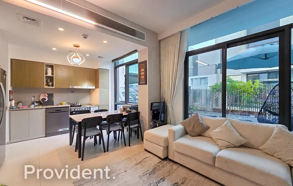 Villa - Provident Estate