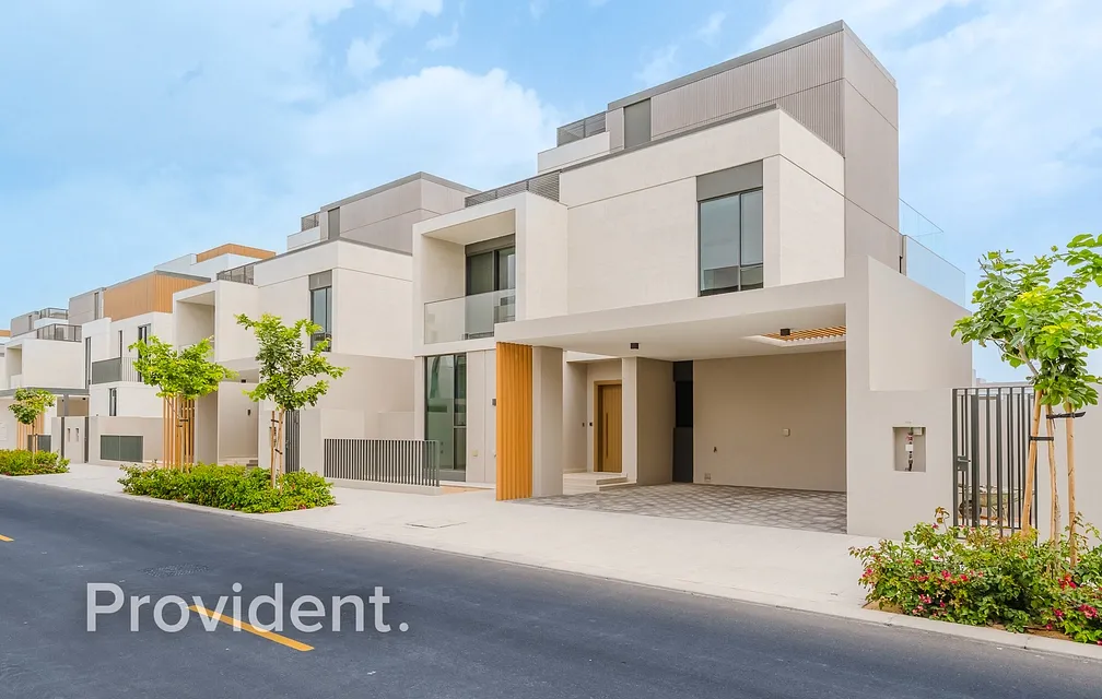 Villa - Provident Estate