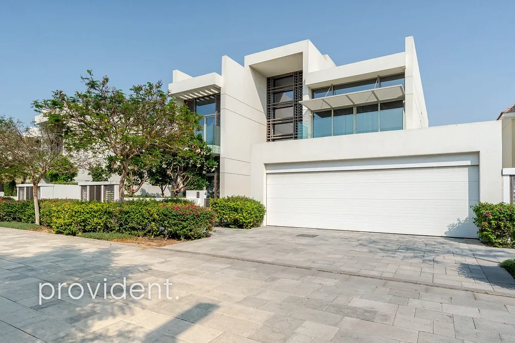 Villa - Provident Estate