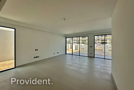 Villa - Provident Estate